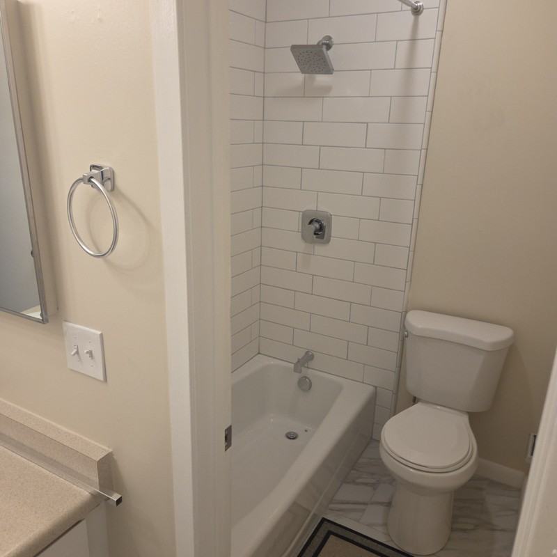 323 N Center St #1 - Photo 5 of 7