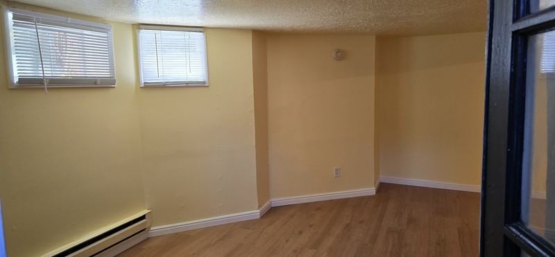 1057 S St #1 - Photo 2 of 21