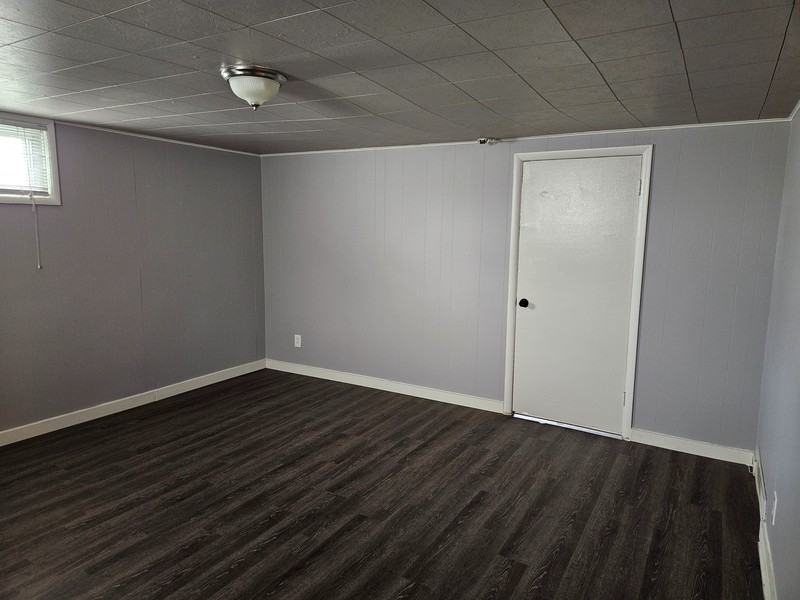 1717 E Woodside Dr #1 - Photo 2 of 8