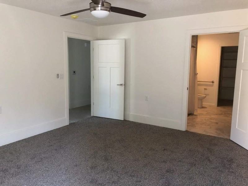 1392 E Gordon Ave #B - Photo 5 of 10