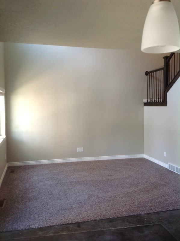 214 Es - Photo 7 of 27