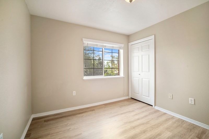 325 N St #17 - Photo 6 of 11