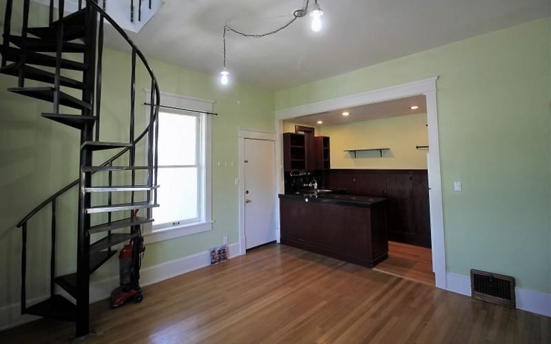 851 E 3rd Ave #1 - Photo 6 of 22