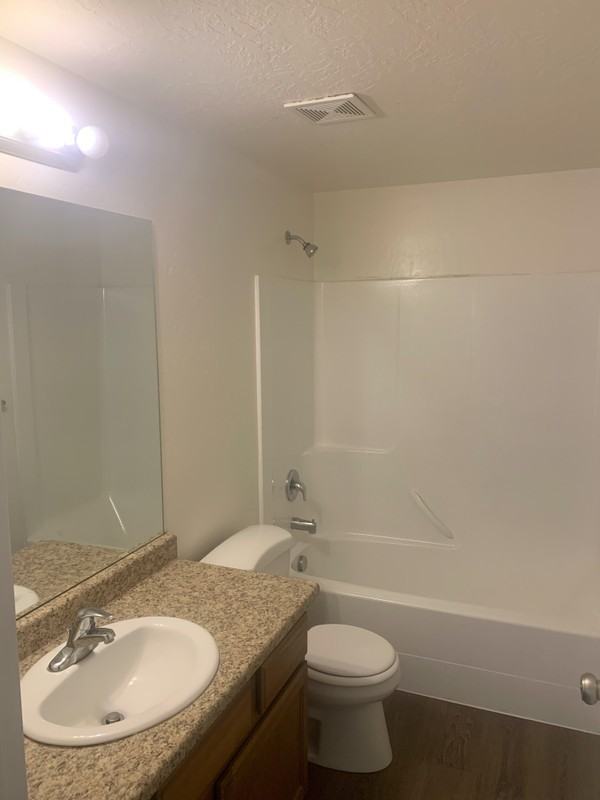 753 Sw #1 - Photo 4 of 7