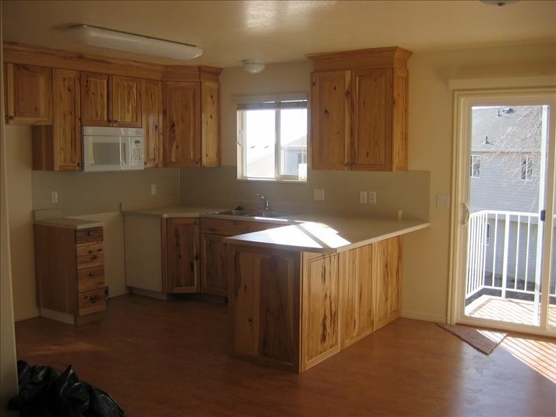 2733S S Bluff Rd #1 - Photo 3 of 7