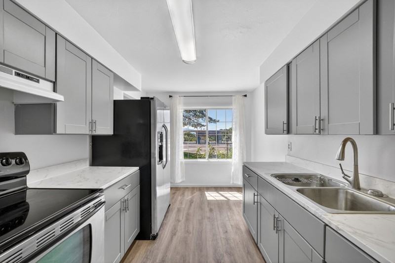 2332 E Heritage Way - Photo 3 of 10