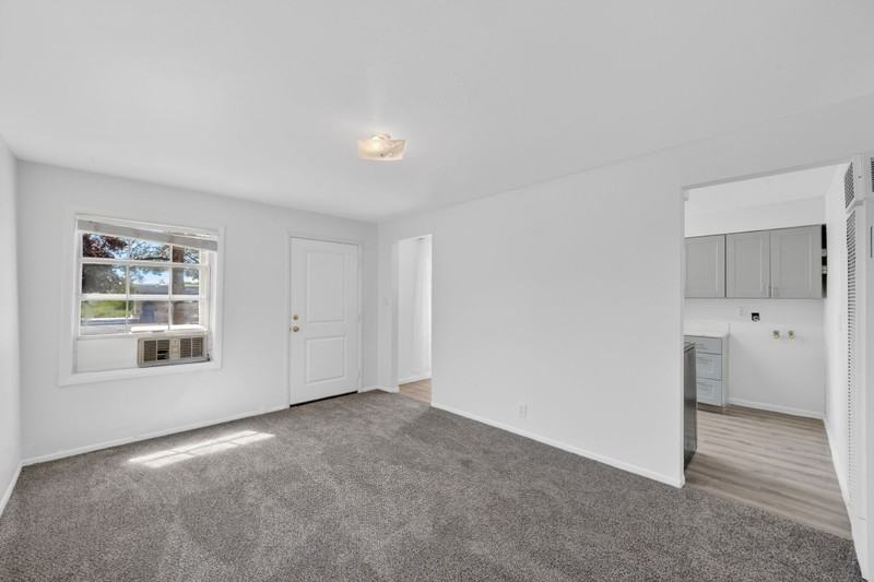 2332 E Heritage Way - Photo 5 of 10