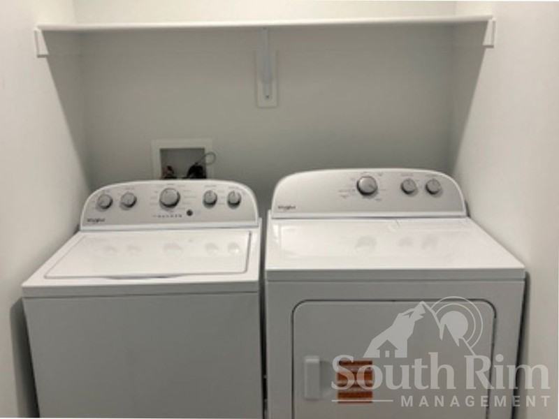 642 W Frost St - Photo 5 of 8