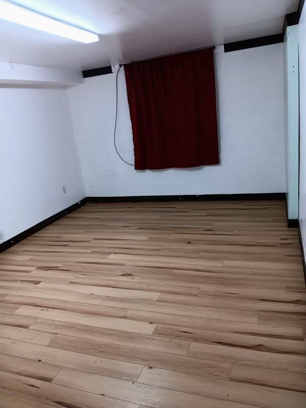 360 W Center St - Photo 5 of 6