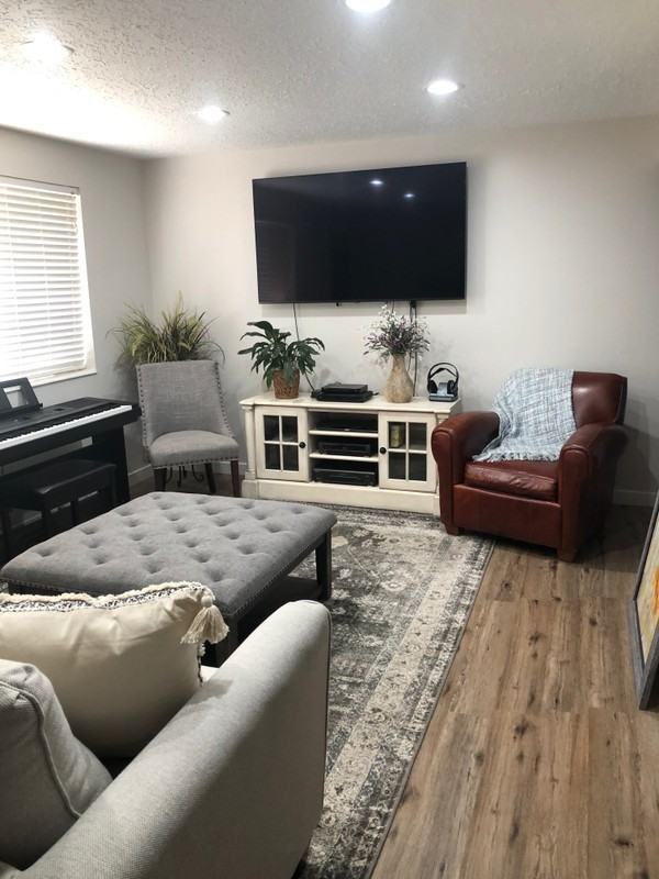 2145 Oakridge Dr #C - Photo 4 of 13