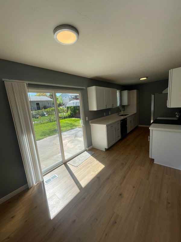 2861 W Cayenne Dr - Photo 5 of 24