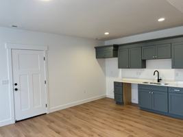featured image of 556 N Hill View Dr