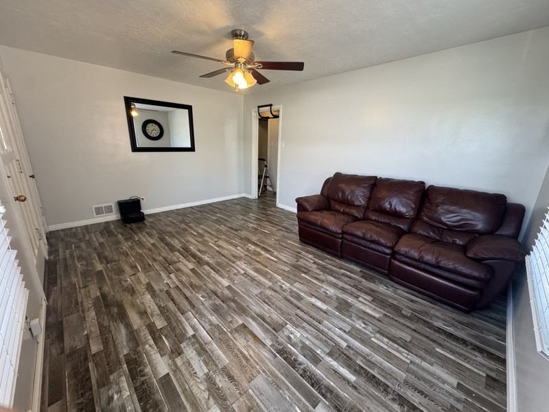 8719 Ws - Photo 5 of 10