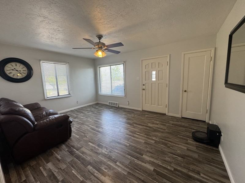 8719 Ws - Photo 6 of 10