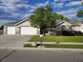 featured image of 1614 W Brigadoon Park Dr