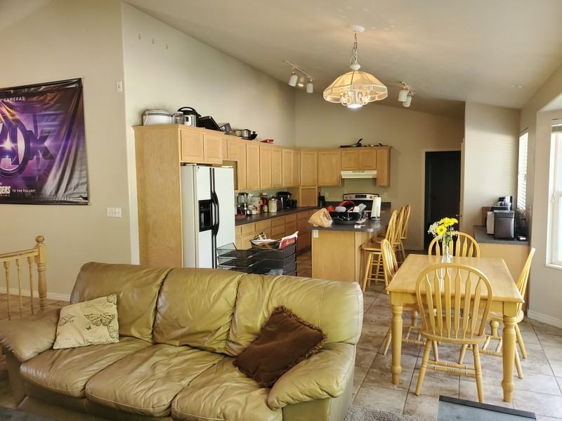 1614 W Brigadoon Park Dr - Photo 3 of 8