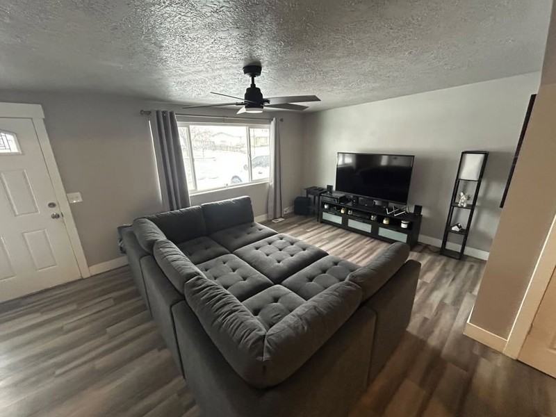 4114 Sw - Photo 2 of 6