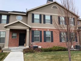 featured image of 241 E Clubview Ln
