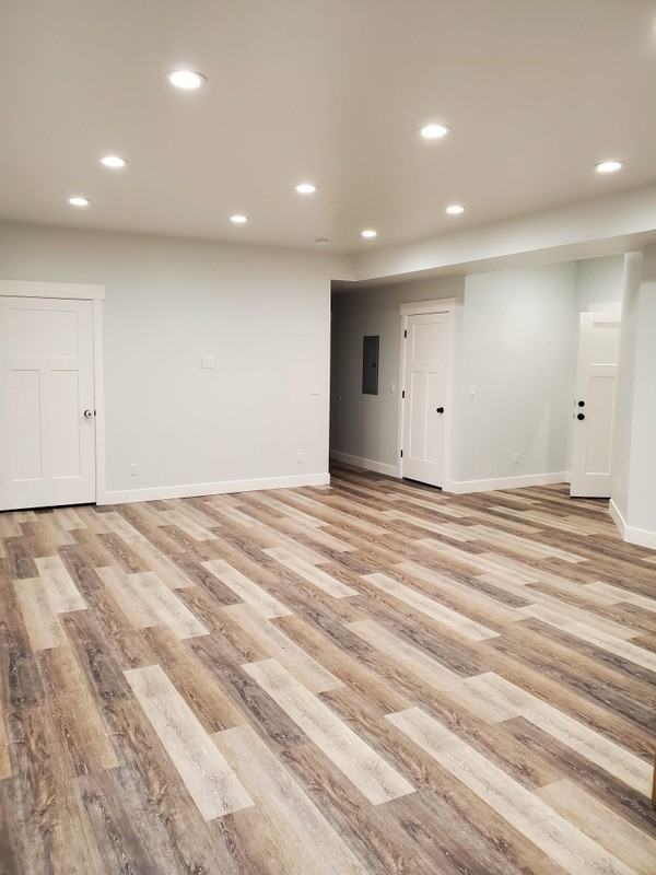 1175 Se #2 - Photo 3 of 7