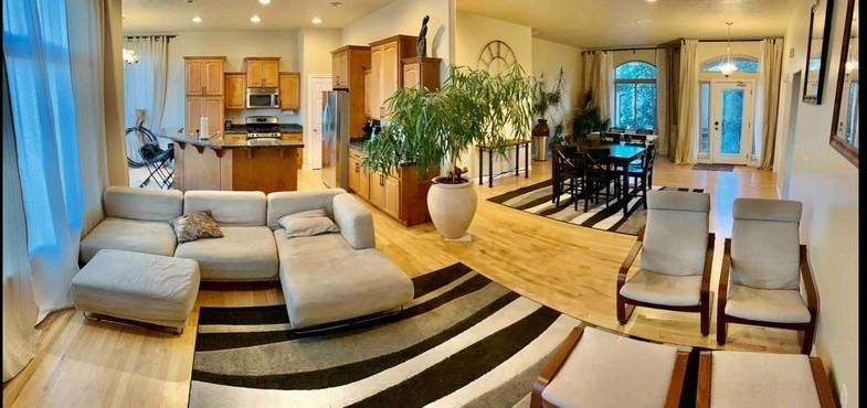 2032 E Eagle Crest Dr - Photo 3 of 17