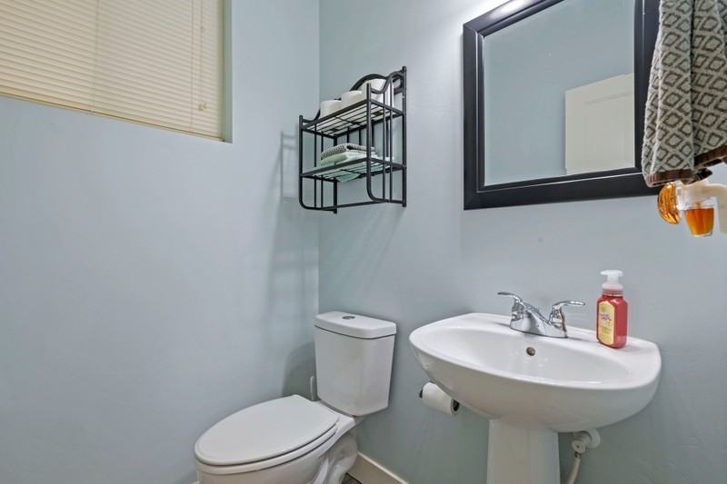 4489 W Milford Dr - Photo 7 of 26