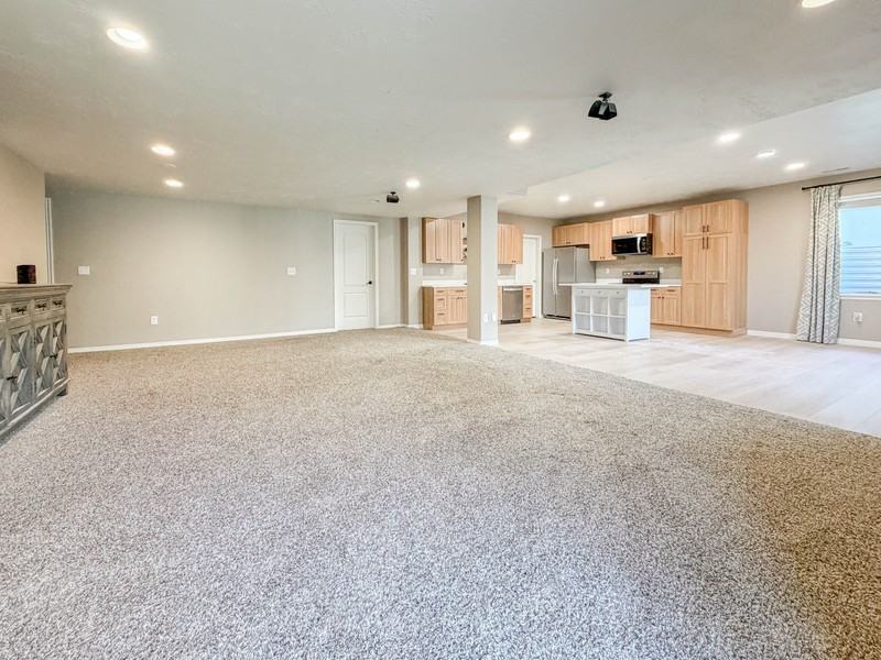 963 Sage Ln - Photo 5 of 14