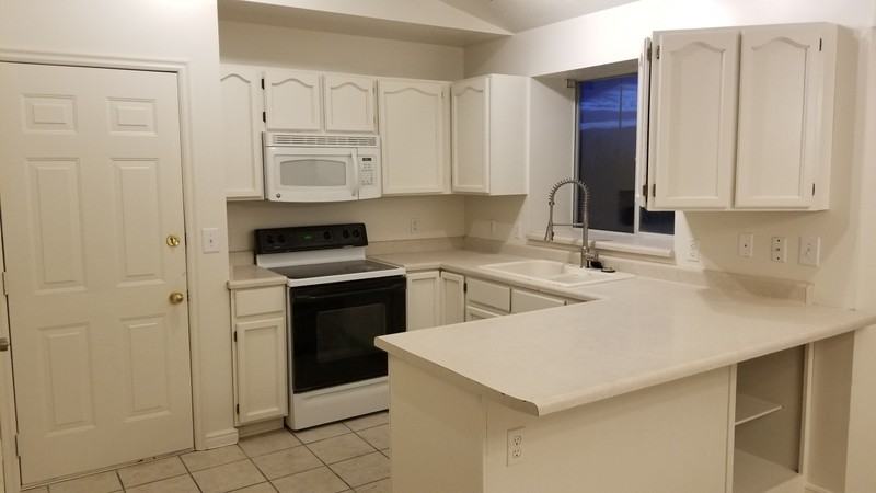 2343 N Sunset Dr - Photo 6 of 23