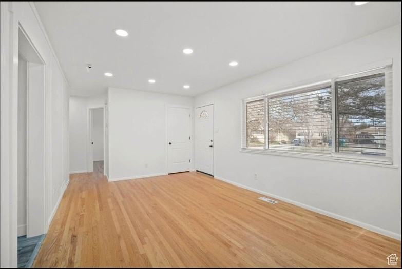 446 E Mountain View Dr - Photo 2 of 8
