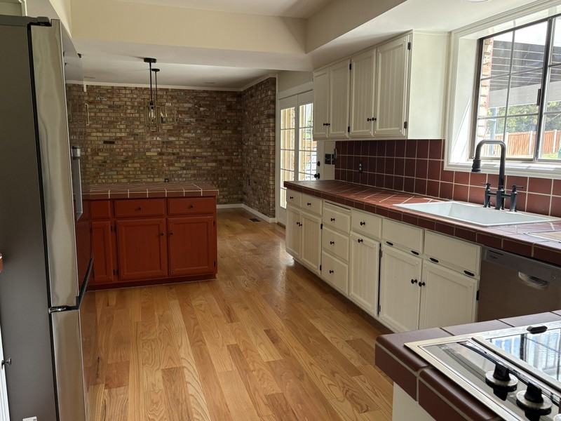 10436 N Edinburgh Dr - Photo 7 of 25