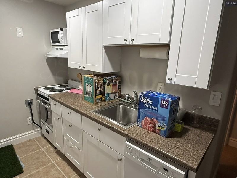 531 S Hale St - Photo 4 of 6