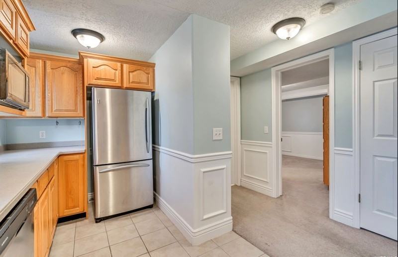 9441 S Wasatch View Cir - Photo 5 of 9