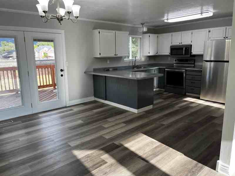 1442 Willowbrook Dr - Photo 5 of 23