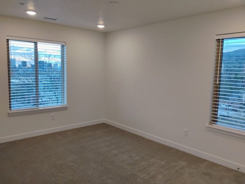 1032 E St #601B - Photo 3 of 20