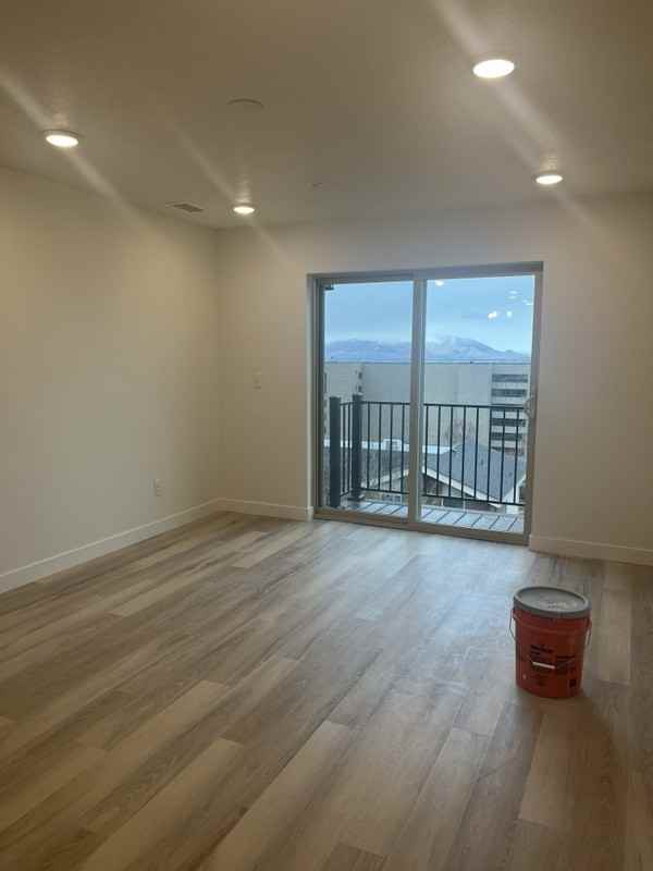 1032 E St #601B - Photo 6 of 20