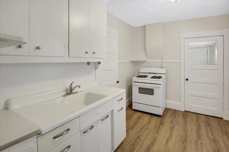 157 W Paxton Ave #1 - Photo 2 of 10