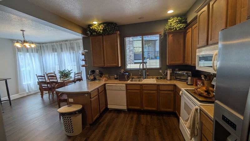 2935 Nw #L1 - Photo 4 of 9