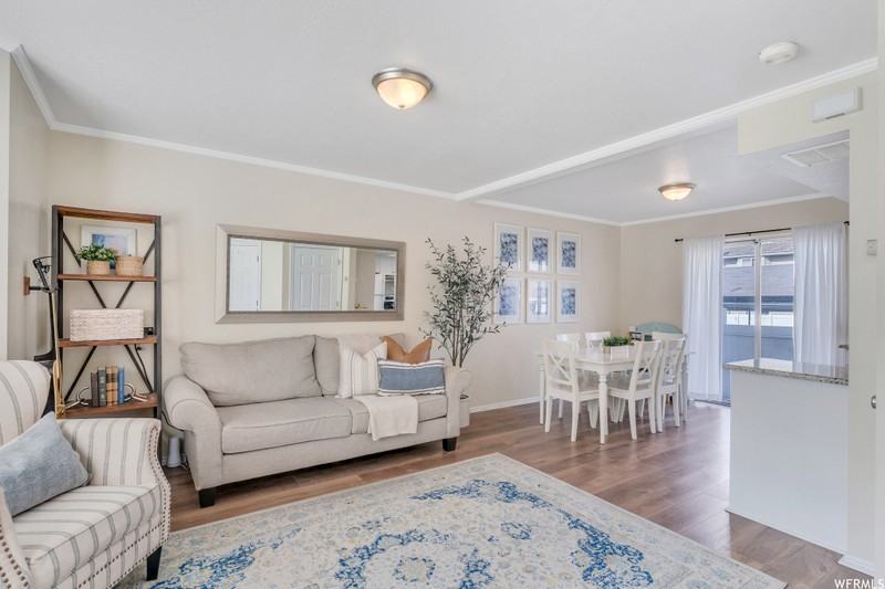 1098 Se #2 - Photo 4 of 19