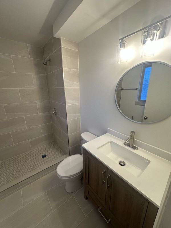 1583 E Stratford Ave - Photo 2 of 3