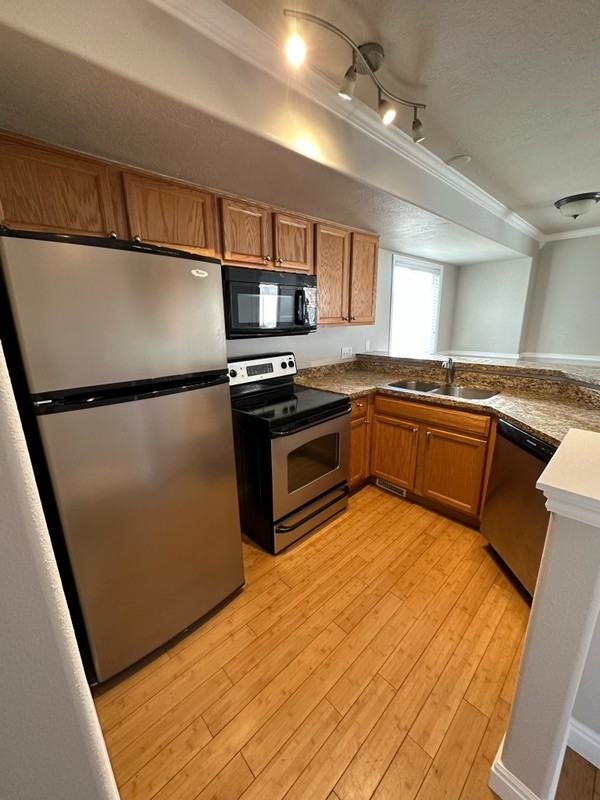 4961 W Buffalo Ct - Photo 4 of 13