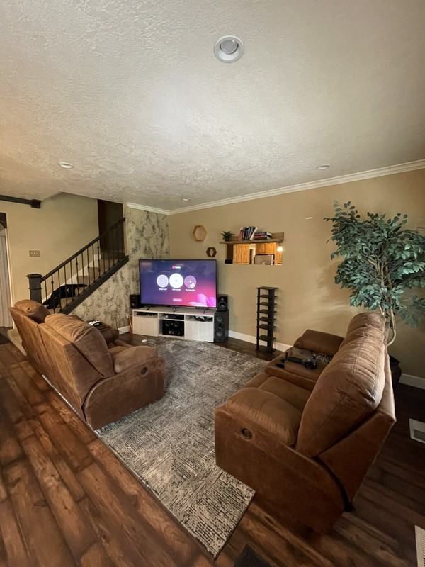 954 Nw - Photo 2 of 11