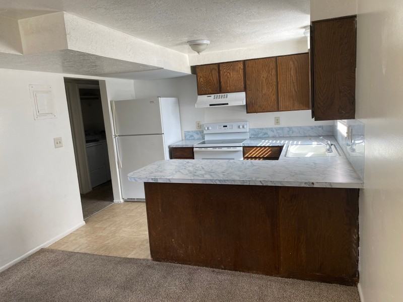 2340 Nw #1 - Photo 3 of 12