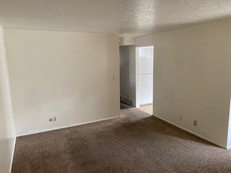 2340 Nw #1 - Photo 4 of 12
