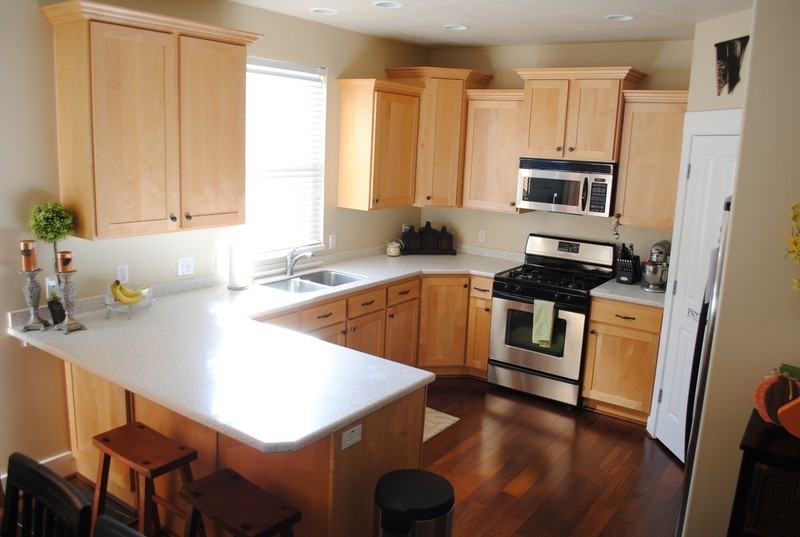 9735 S Bluffside Dr - Photo 2 of 27