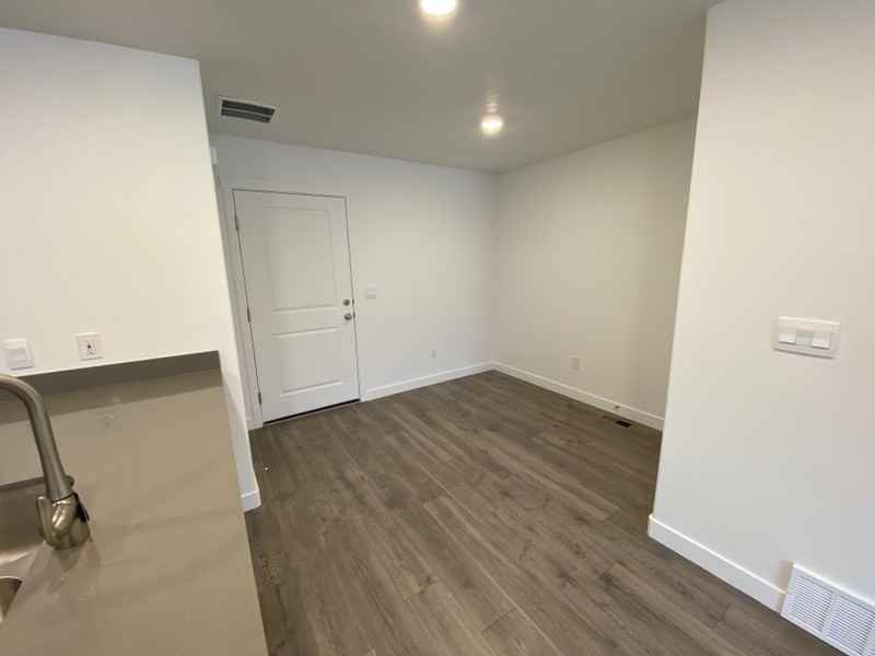 3961 W Yonex Dr - Photo 6 of 15