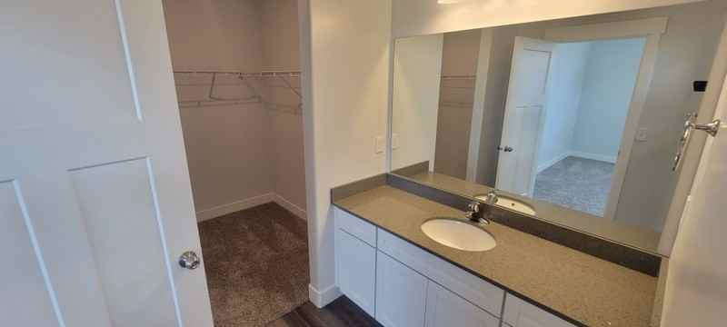13536 S Poole Dr - Photo 5 of 12