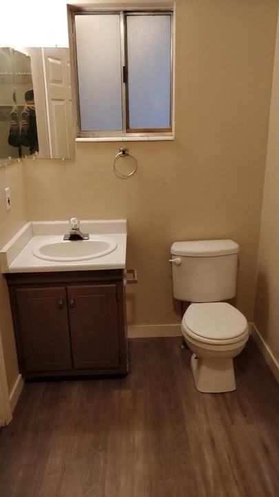 3847 W Benview Ave - Photo 4 of 13