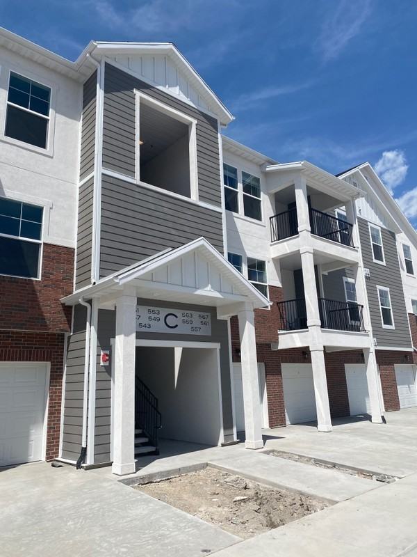 549 Nw - Photo 5 of 5