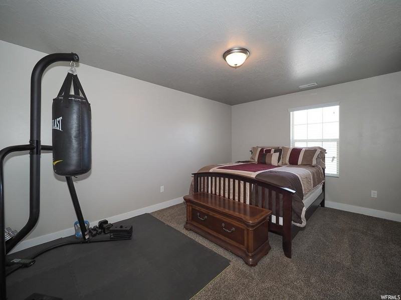 1646 N Venetian Way - Photo 6 of 24