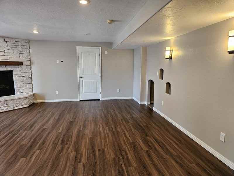 4211 N Lodge Pole Dr - Photo 2 of 15