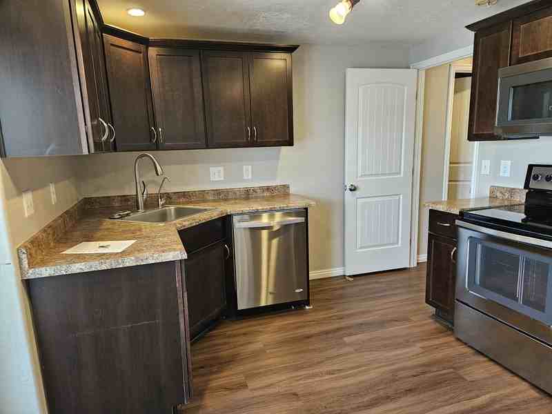 4211 N Lodge Pole Dr - Photo 6 of 15